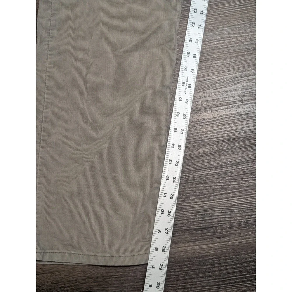 Levis 559 Relaxed Straight Corduroy Pants Mens 34x30 Khaki Tan Corduroy Trousers